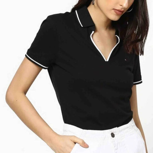 Camiseta Tommy Hilfiger Negra cuello V Talla XS